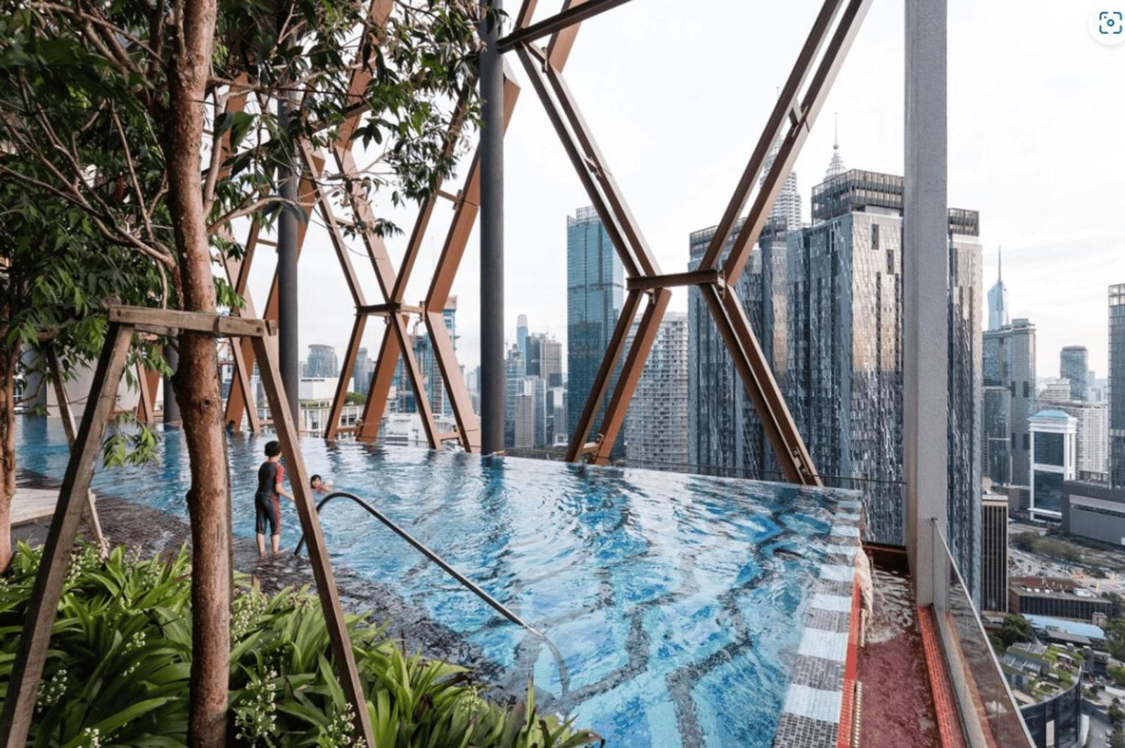 Scarletz Suites Klcc Kuala Lumpur Esterno foto
