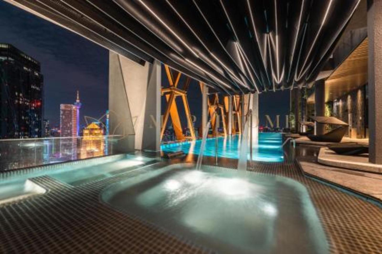 Scarletz Suites Klcc Kuala Lumpur Esterno foto